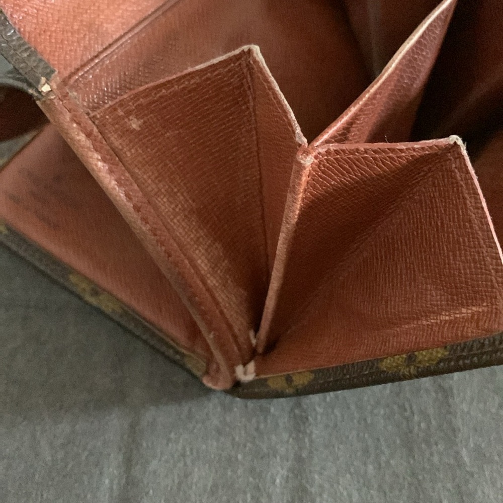Vintage Louis Vuitton Mono Dual Snap Wallet - Picture 6 of 16